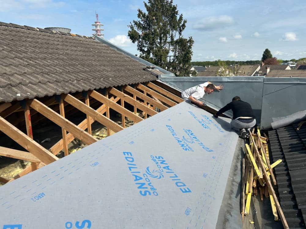 Liteaunage posé sur écran sous-toiture dans le Loiret